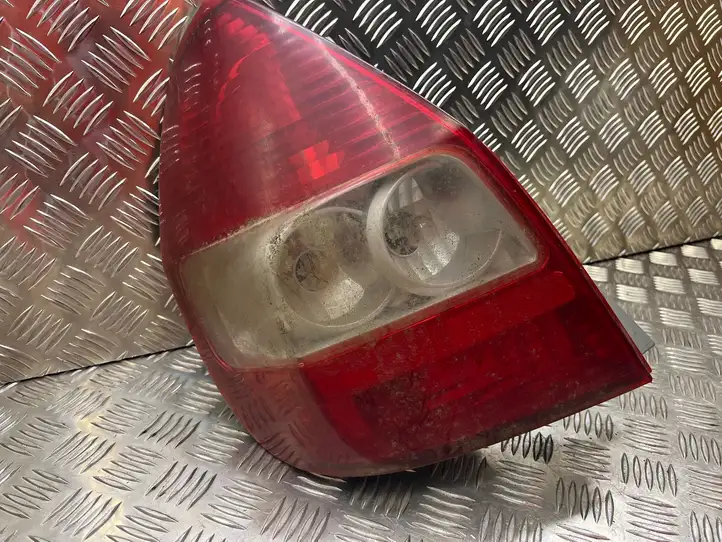 Honda Jazz (2004 - 2008) 082171962L Задний фонарь в кузове — фото 1