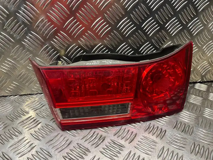 Honda Accord (2008 - 2016) P8129 Задний фонарь в крышке багажника — фото 1