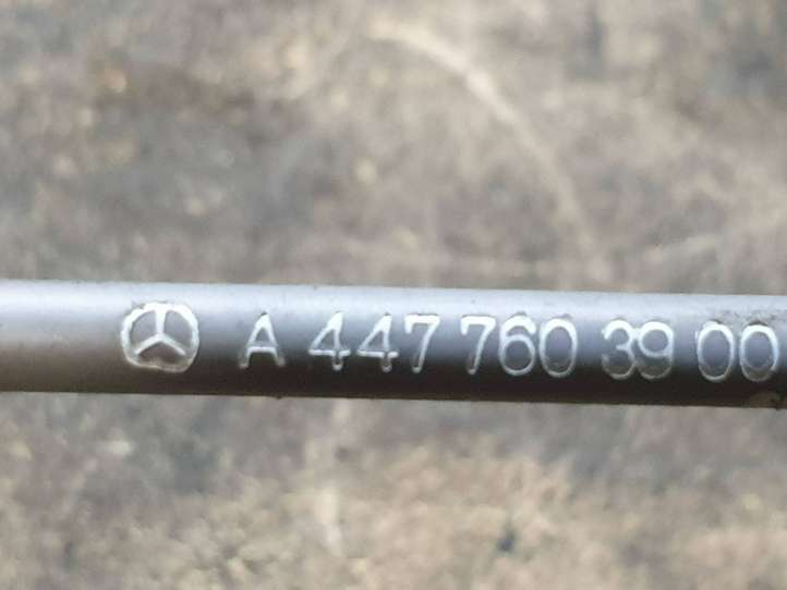 Mercedes-Benz Vito W447 (2014 - )  A4477603900 Трос
