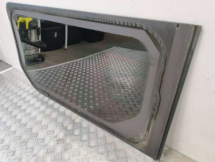 Opel Vivaro (2014 - 2018)  43R004654 Стекло раздвижных дверей