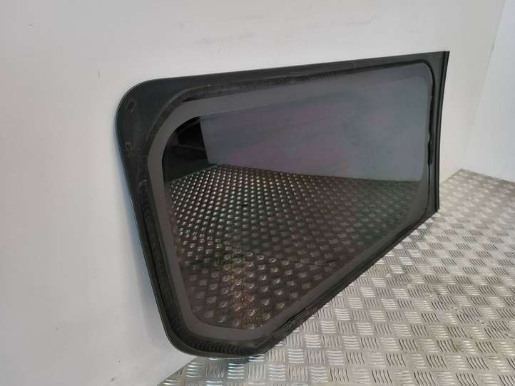 Opel Vivaro (2014 - 2018)  43R004654 Стекло раздвижных дверей