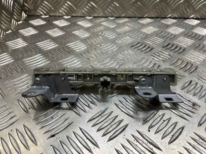 Toyota Auris 150 (2006 - 2012) 11959 Дополнительный стоп фонарь — фото 1