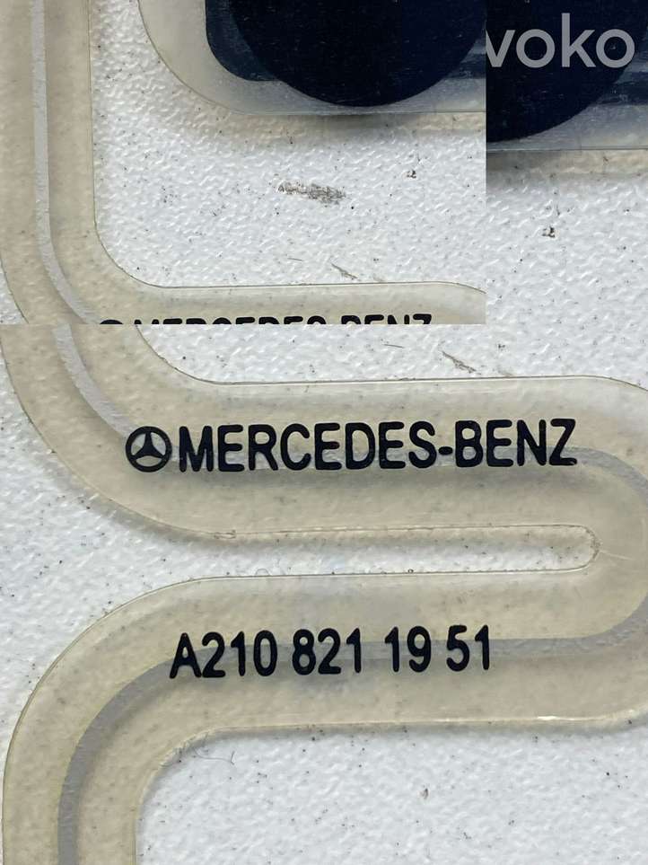 Mercedes-Benz E W210 (1995 - 2002)  A2108211951 Датчик давления сиденья