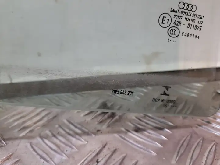 Audi A4 S4 B9 (2015 - 2019) 8W5845206 Стекло задней двери — фото 3
