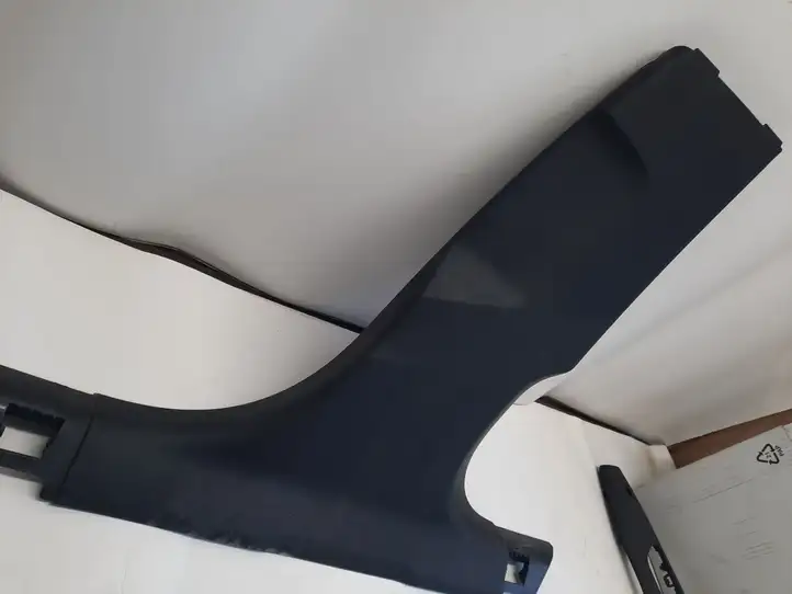 Audi A4 S4 B9 (2015 - 2019) 8W0867240 Нижняя обшивка стойки B — фото 2