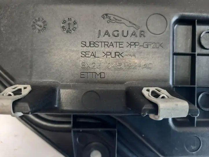 Jaguar XF (2007 - 2015) 8X23045H22AC Прочая отделка задней двери — фото 3