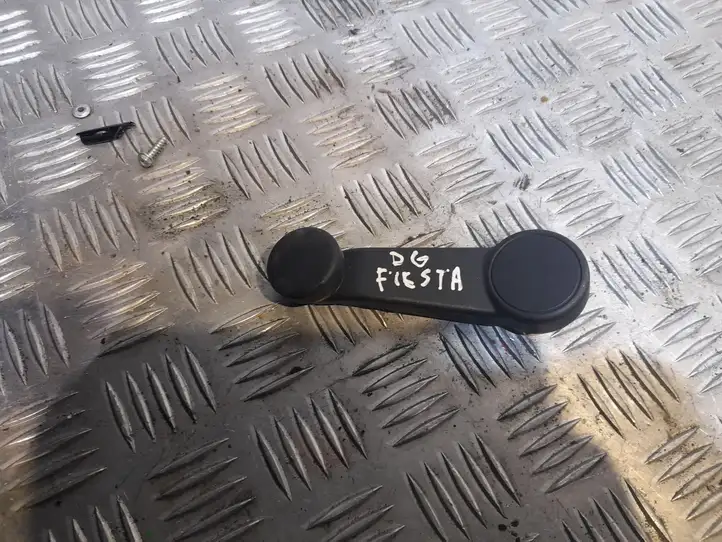Ford Fiesta (2013 - 2017) V23342 Ручка стеклоподъемника — фото 1