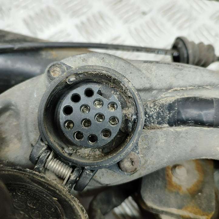 Audi A6 (2011 - 2014)  4G8907383 Комплект крюка