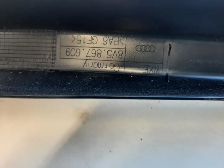 Audi A3/S3 8V (2012 - 2016) 8V5867609 Накладка стекла передней двери — фото 3