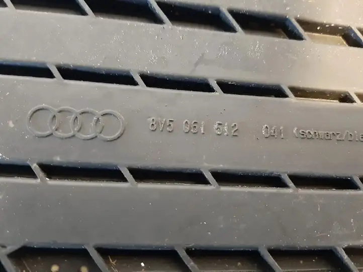 Audi A3/S3 8V (2012 - 2016) 8V5061512 Задний коврик салона — фото 2