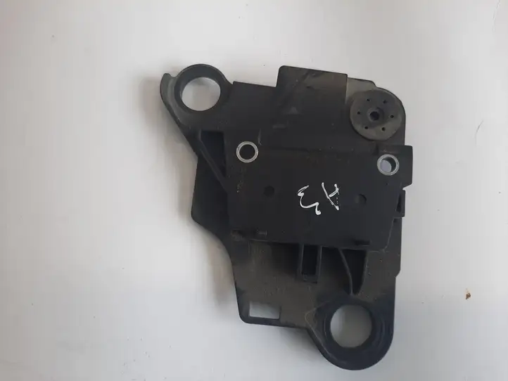 Audi A3/S3 8V (2012 - 2016) 5Q0614235 Кронштейн блока ABS — фото 2