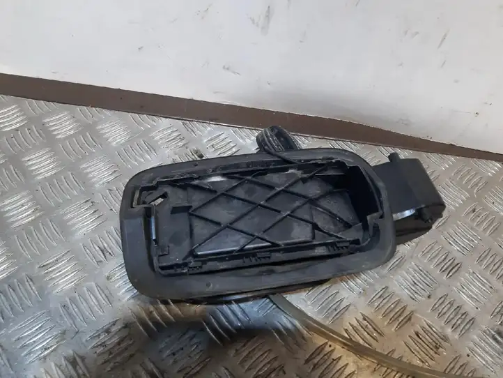 Audi A3/S3 8V (2012 - 2016) 8V5809906 Крышка топливного бака — фото 2