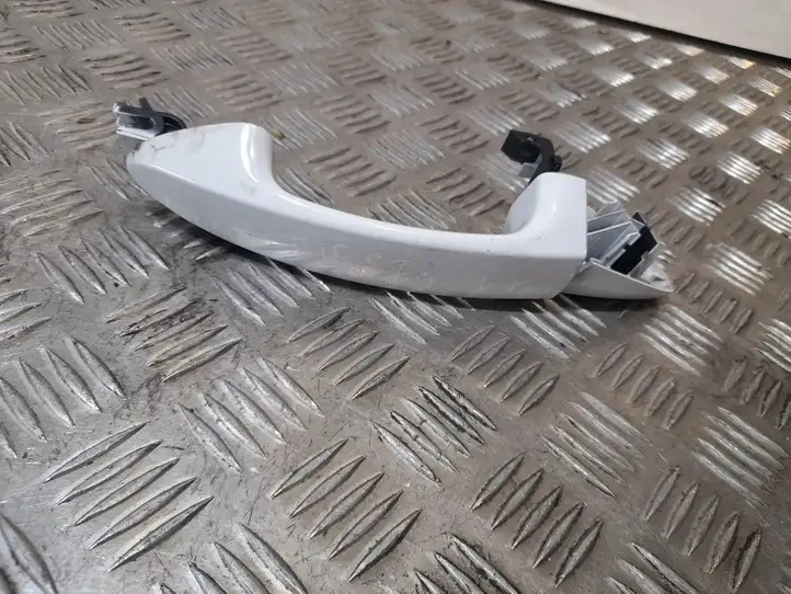 Ford Fiesta (2013 - 2017) DE835426604C Наружная ручка двери — фото 1