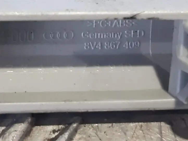 Audi A3/S3 8V (2012 - 2016) 8V4867409 Прочая отделка передней двери — фото 2