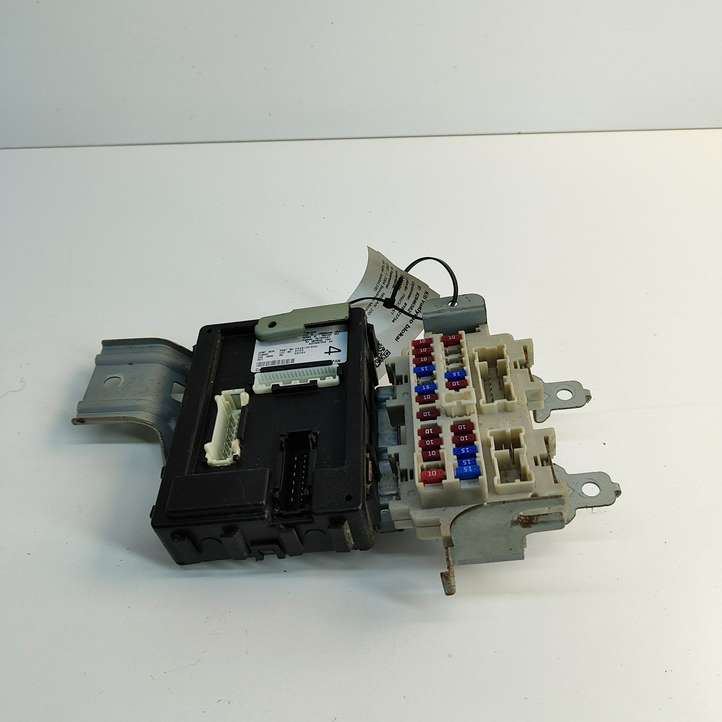 Nissan 350Z (2001 - 2009)  284B1CF000 Модуль кузова