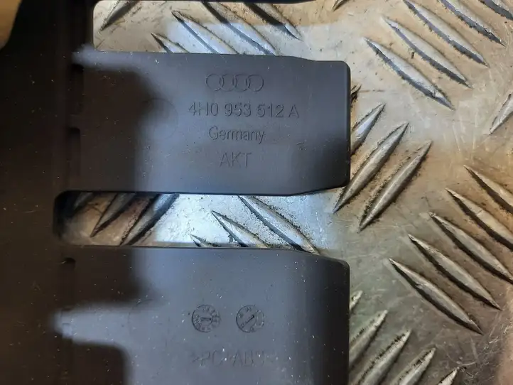 Audi A8 S8 D4 4H (2010 - 2014) 4H0953512A Обшивка рулевой колонки — фото 3