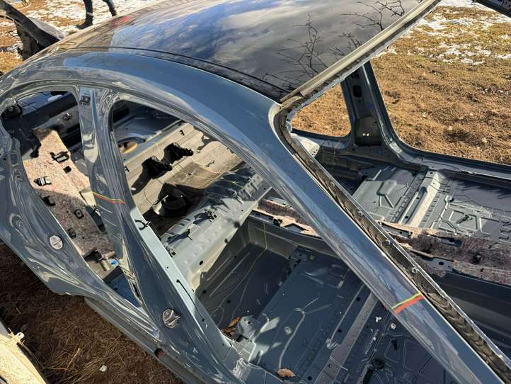 Audi e-tron GT (2020 - )  9J1877069A Крыша