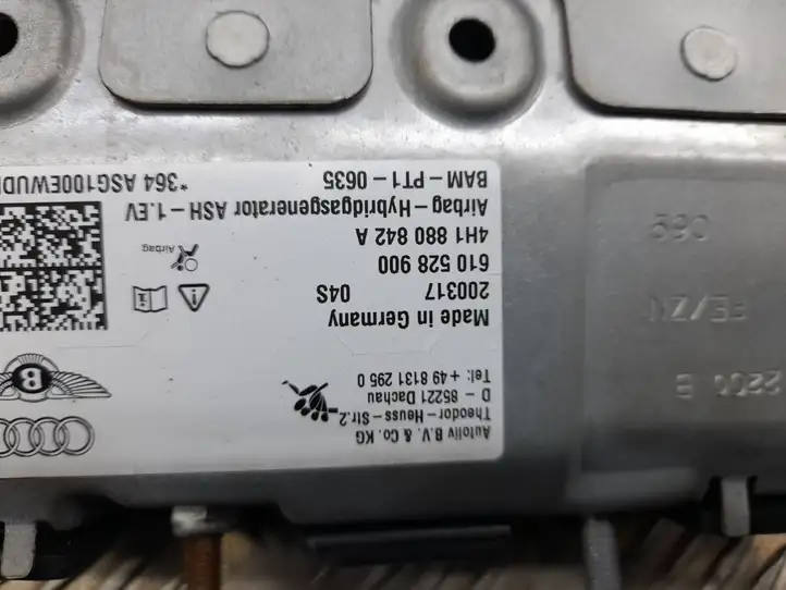 Audi A8 S8 D4 4H (2010 - 2014) 4H1880842A Коленная подушка безопасности — фото 2