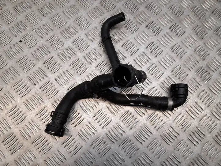 Audi A4 S4 B9 (2015 - 2019) 8W0122449AT Шланги системы охлаждения — фото 4