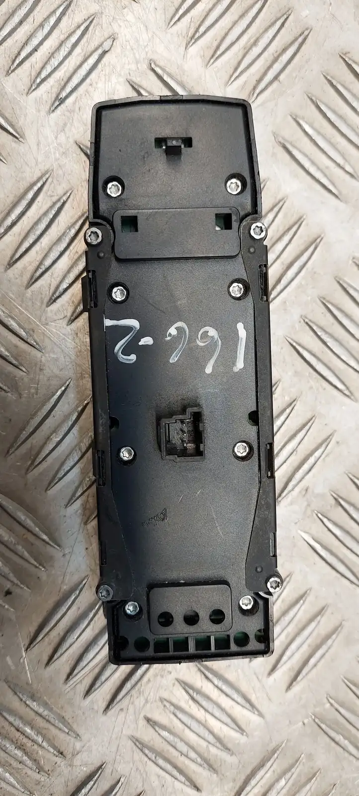 Mercedes-Benz GL X166 (2013 - 2019) A1669054300 Блок кнопок стеклоподъемников — фото 4