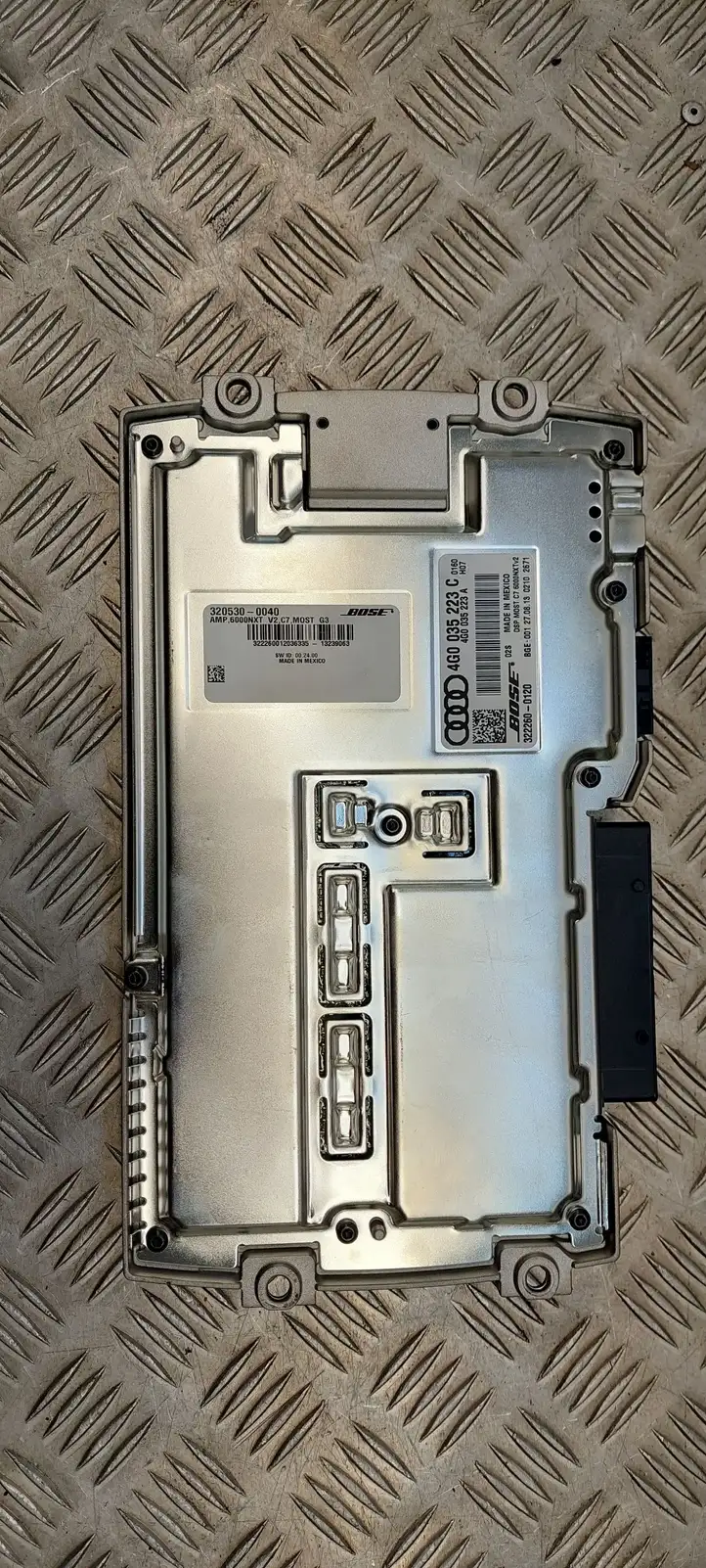 Audi A6 C7 (2011 - 2014) 4G0035223A Усилитель звука — фото 6