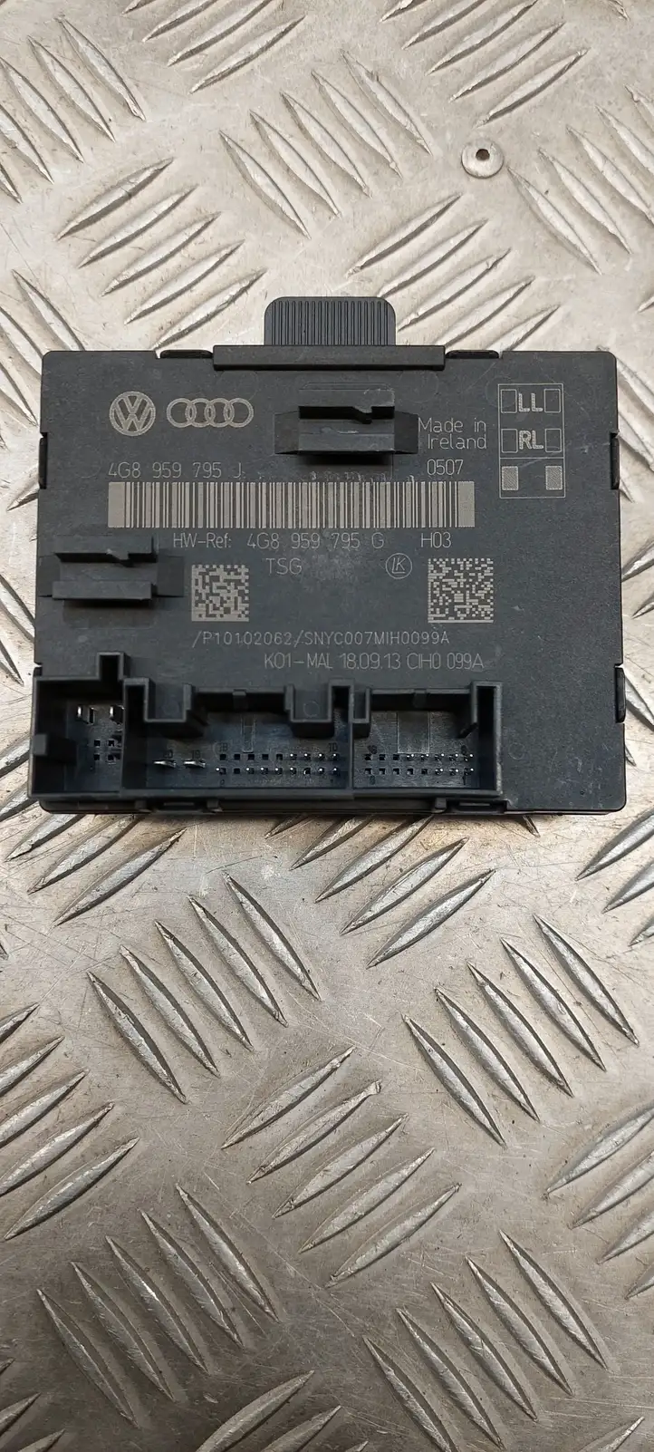 Audi A6 C7 (2011 - 2014) 4G8959795G Блок управления дверью — фото 4