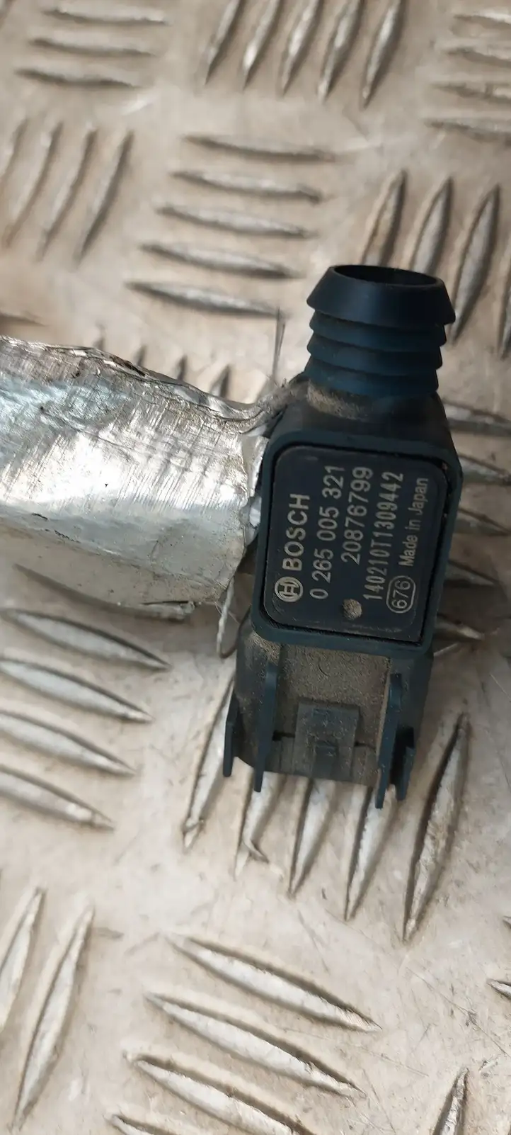 Cadillac CTS (2014 - 2019) 20876799 Вакуумный клапан — фото 2