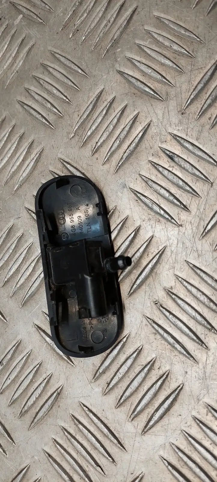 Audi A7 S7 4G (2010 - 2014) 4G8955987 Форсунка омывателя лобового стекла — фото 3