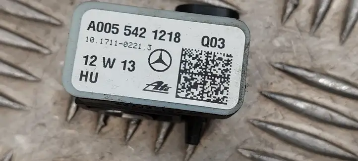 Mercedes-Benz CLS C218,X218 (2011 - 2017) A0055421218 Датчик удара SRS — фото 1