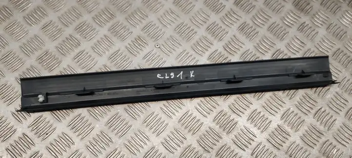 Mercedes-Benz CLS C218,X218 (2011 - 2017) 2126860136 Внутренняя отделка переднего порога — фото 2