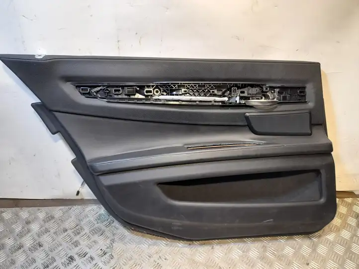 BMW 7 F01 (2008 - 2016) Обшивка задней двери — фото 1