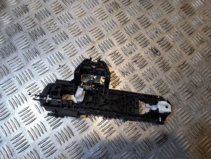 Mercedes-Benz CLA C117,X117,W117 (2013 - 2019) A2047601634 Крепление наружной ручки передней двери — фото 4