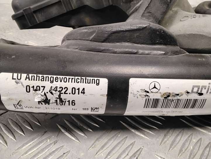 Mercedes-Benz C W205 (2014 - 2021)  A2053102900 Комплект крюка
