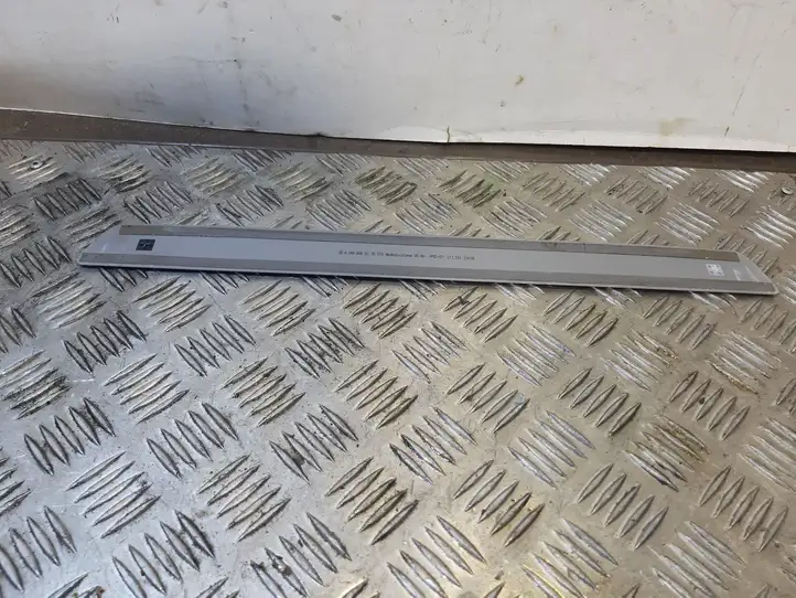 Mercedes-Benz CLA C117,X117,W117 (2013 - 2019) A2466800135 Внутренняя отделка переднего порога — фото 3