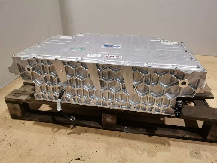 Land Rover Defender (2020 - )  L8B210B759AG Модуль аккумуляторной батареи гибридного автомобиля / электромобиля