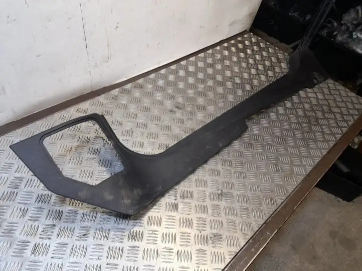 Mini One Cooper Coupe R56 (2004 - 2014) 51437309258 Внутренняя отделка переднего порога — фото 1