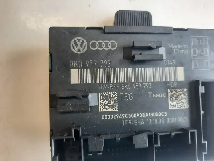 Audi A4 S4 B8 8K (2011 - 2015) 8K0959793 Блок управления дверью — фото 3