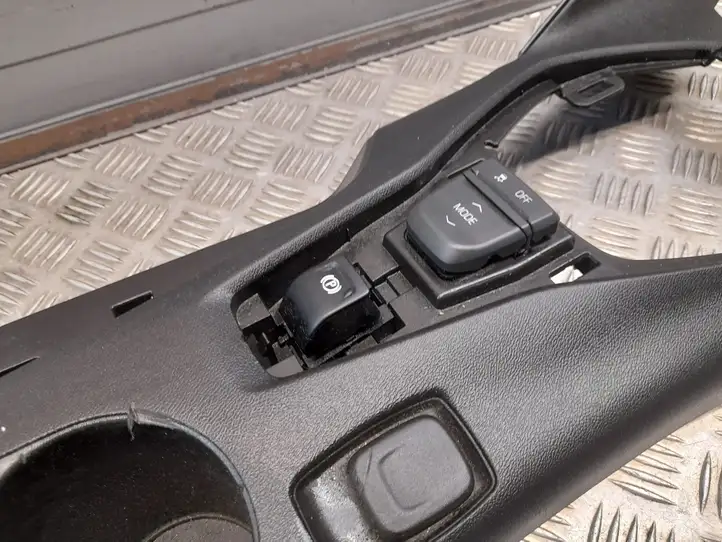 Chevrolet Camaro (2015 - 2018) 84004285 Центральная консоль — фото 3