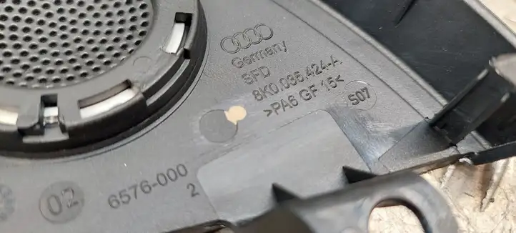 Audi A4 S4 B8 8K (2011 - 2015) 8K1035424A Накладка динамика передней двери — фото 1