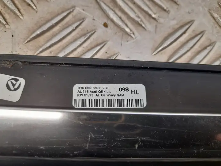 Audi Q5 SQ5 (2012 - 2017) 8R0853763F Накладка стекла задней двери — фото 2