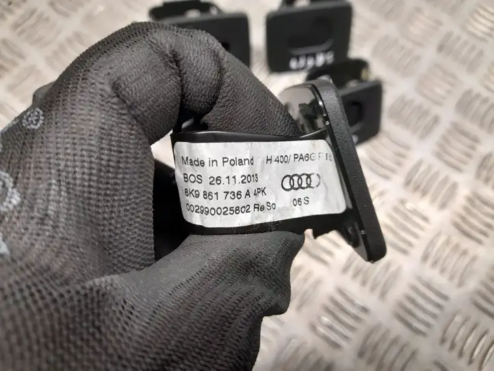Audi Q5 SQ5 (2012 - 2017) 8K9861736A Держатель крепления сетки (в потолке) — фото 2