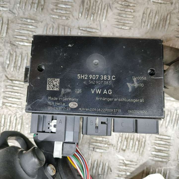 Volkswagen ID.4 (2020 - )  11A803881F Комплект крюка