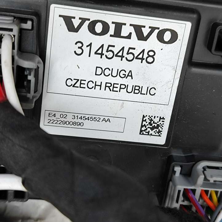 Volvo V60 (2018 - )  32351461 Комплект крюка