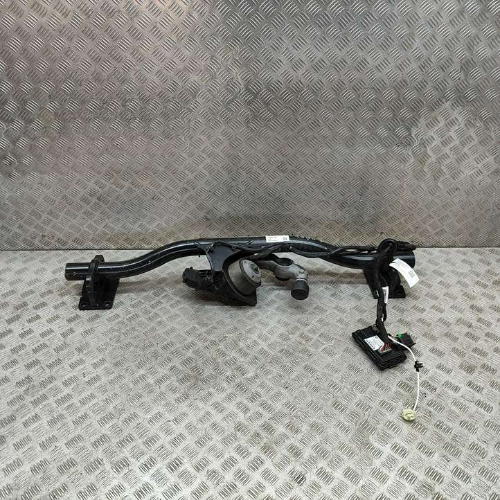 Volvo V60 (2018 - )  32351461 Комплект крюка