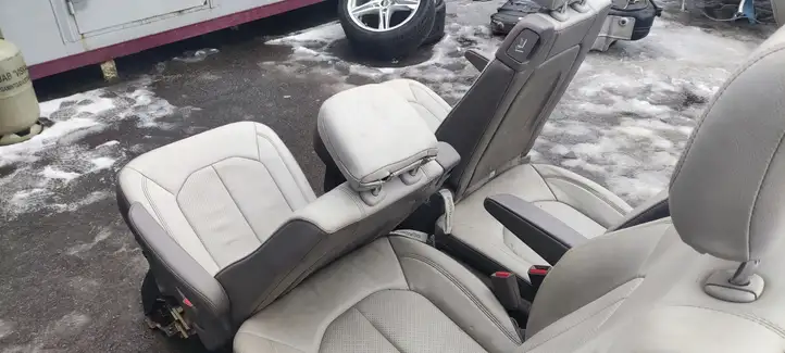 Chrysler Pacifica (2016 - ) Комплект салона — фото 2