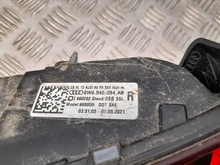 Audi A5 (2016 - ) 8W6945094AB Задний фонарь в крышке багажника — фото 2