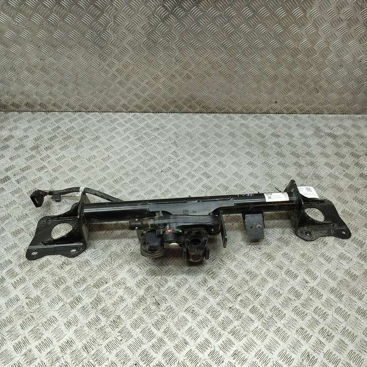 Tesla Model Y (2019 - 2024)  151441198I Комплект крюка