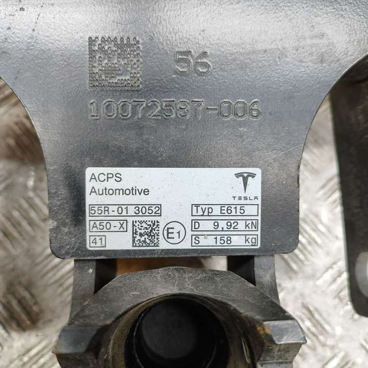 Tesla Model Y (2019 - 2024)  151441198I Комплект крюка