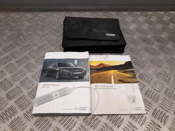 Audi A4 S4 B9 (2015 - 2019) Сервисная книжка — фото 3