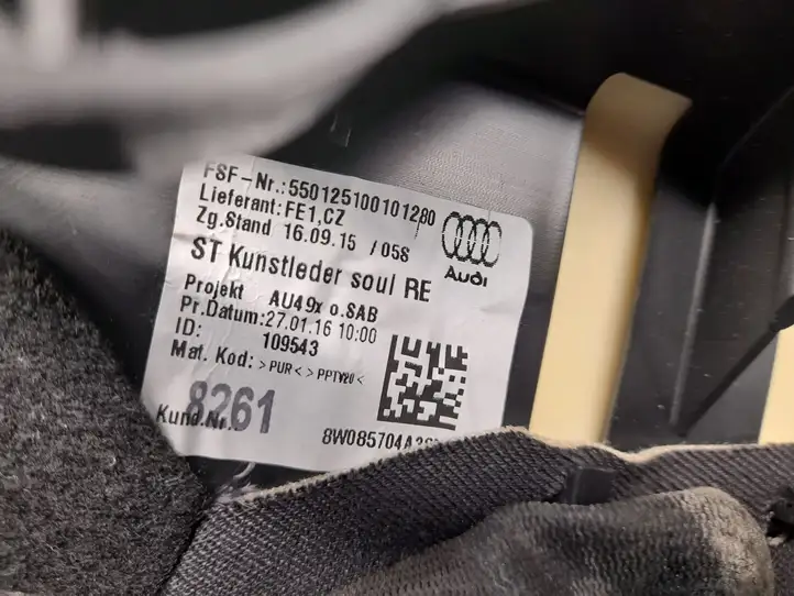 Audi A4 S4 B9 (2015 - 2019) 8W085704A Прочие детали салона — фото 3